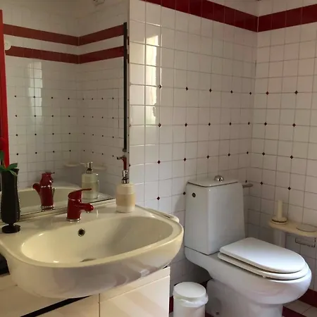 Ubytování v soukromí With Independent Access And Private Bathroom *